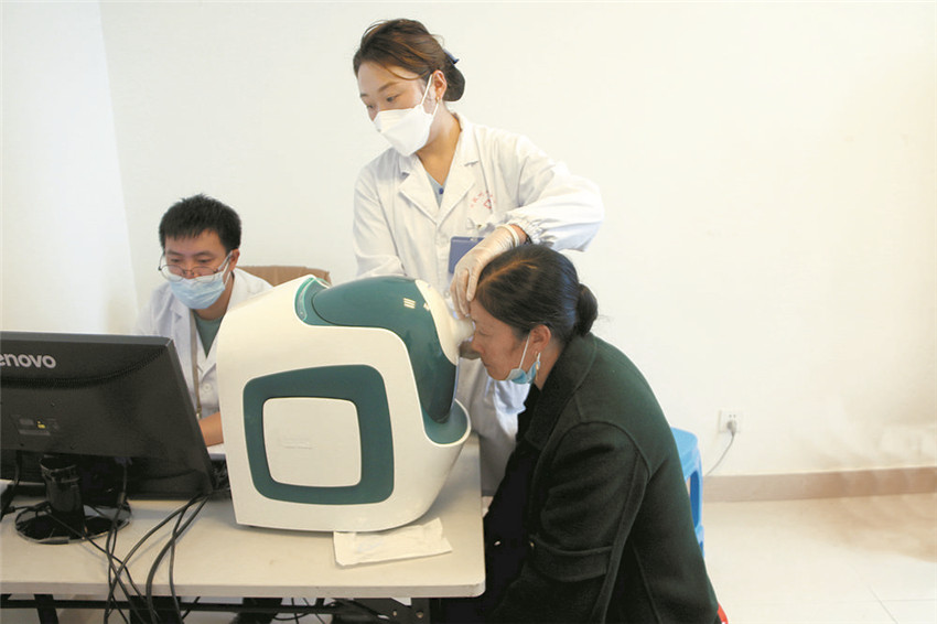 圖為醫(yī)生.jpg 圖為醫(yī)生.jpg